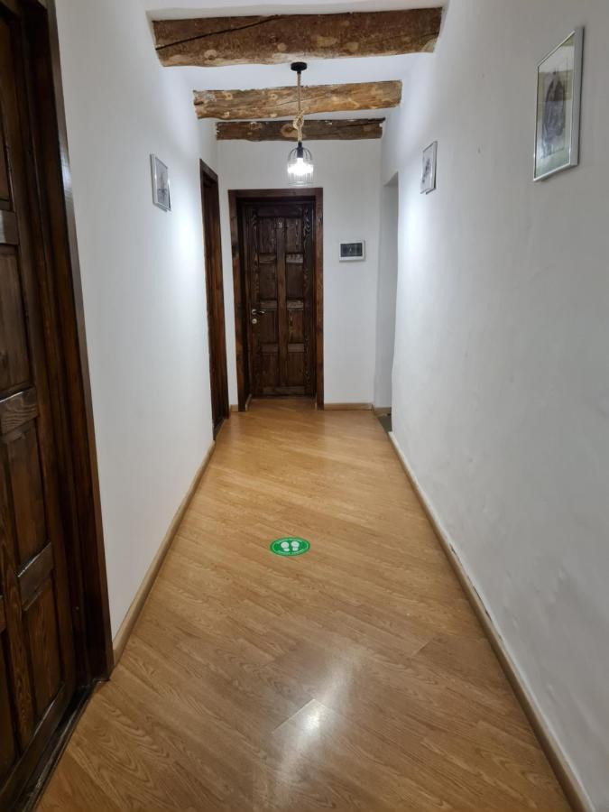 Guest House Shina Omalo 외부 사진