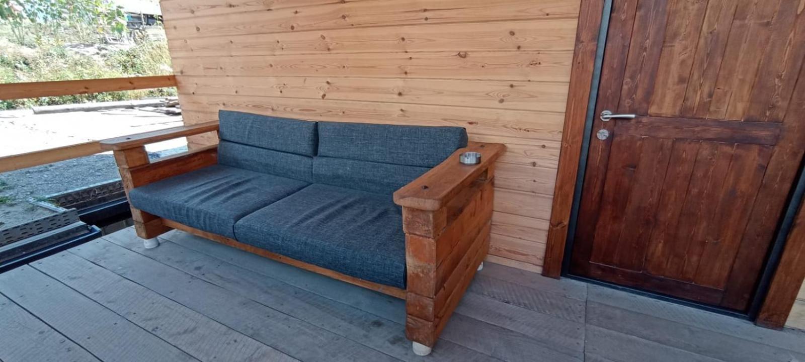 Guest House Shina Omalo 외부 사진