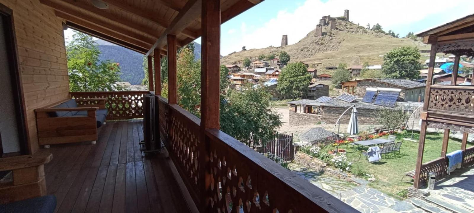 Guest House Shina Omalo 외부 사진